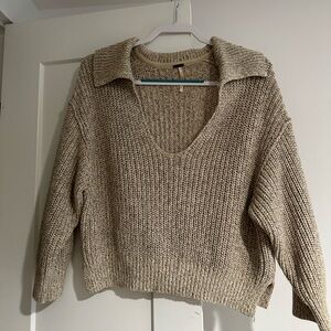 Free People cream colored scoop neck sweater. Size XS